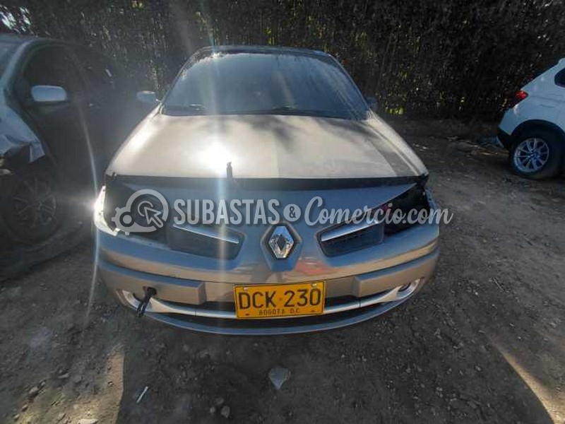Renault Megane Mod.2009 -Daños Placa - DCK230